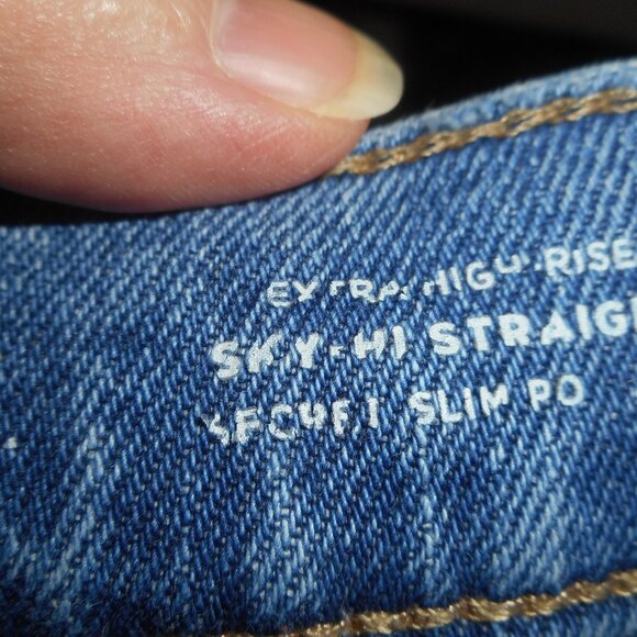 OLD NAVY women's button fly jeans, nice jeans, Tall, sz 8  blue jeans - Picture 4 of 12